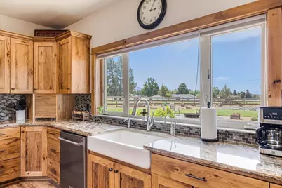 6150 NW Kingwood Avenue, Redmond, OR 97756 - Photo 16