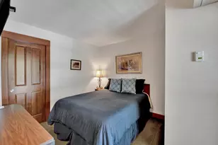 18575 SW Century Dr Dr, Bend, OR 97702 - Photo 10