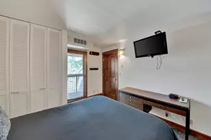 18575 SW Century Dr Dr, Bend, OR 97702 - Photo 12