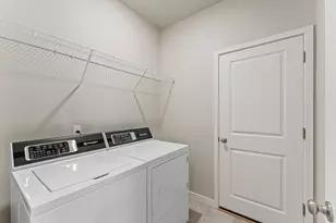 3265 Broken Top Wy, Medford, OR 97504 - Photo 18