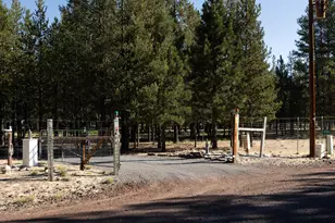 11511 Larchwood Dr, La Pine, OR 97739 - Photo 4