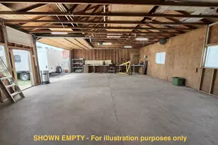 2226 Meadows Ln, Medford, OR 97501 - Photo 14