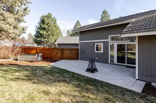 60625 Newcastle Dr, Bend, OR 97702 - Photo 10