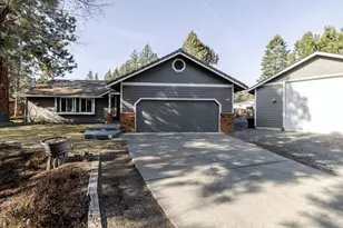 60625 Newcastle Dr, Bend, OR 97702 - Photo 2