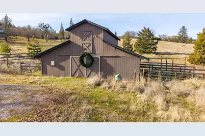 80 Placer Hill Drive, Jacksonville, OR 97530 - Photo 120