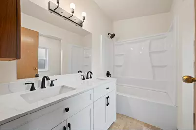 682 SE 10th Street, Madras, OR 97741 - Photo 22