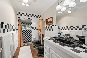 1282 Pleasant Creek Rd, Rogue River, OR 97537 - Photo 22