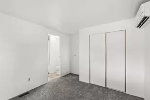 442 Ashwood Dr, Grants Pass, OR 97526 - Photo 8