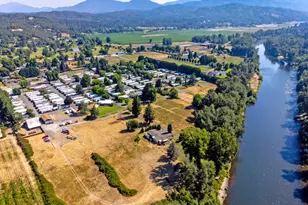 442 Ashwood Dr, Grants Pass, OR 97526 - Photo 18