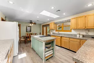 4235 Pleasant Creek Rd, Rogue River, OR 97537 - Photo 10