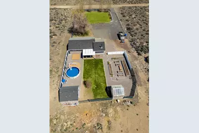 87722 Pinion Lane, Christmas Valley, OR 97641 - Photo 34