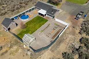 87722 Pinion Ln, Christmas Valley, OR 97641 - Photo 36