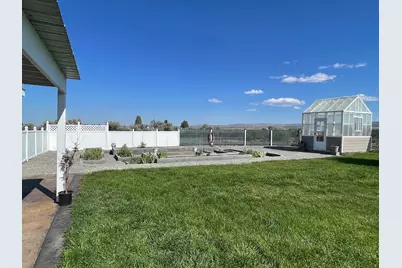 87722 Pinion Lane, Christmas Valley, OR 97641 - Photo 22