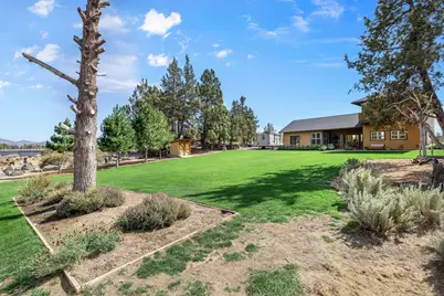 3885 NE Xenolith Street, Terrebonne, OR 97760 - Photo 34