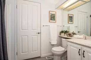 555 Freeman Rd, Central Point, OR 97502 - Photo 14