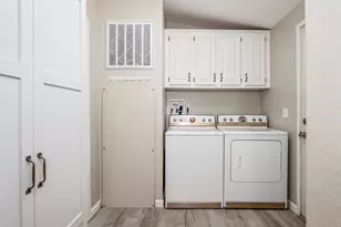 555 Freeman Rd, Central Point, OR 97502 - Photo 16