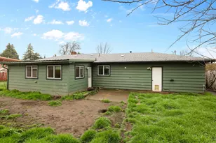 1594 Velia St, Medford, OR 97504 - Photo 30