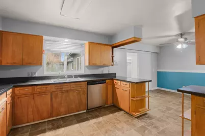 1594 Velia Street, Medford, OR 97504 - Photo 20