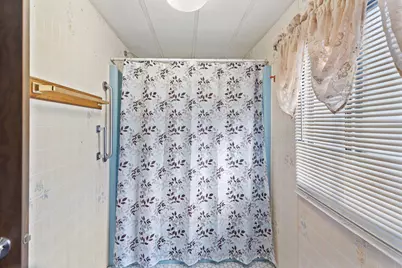 318 Sandlewood Drive, Grants Pass, OR 97526 - Photo 20