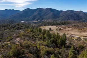 10376 Sterling Creek Rd, Jacksonville, OR 97530 - Photo 6