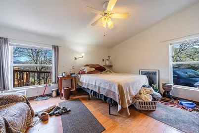 10376 Sterling Creek Road, Jacksonville, OR 97530 - Photo 8