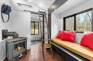 1203 Tyler Creek Rd, Ashland, OR 97520 - Photo 10