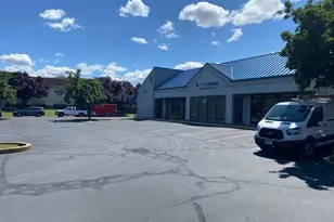 1085 Royal Ct, Medford, OR 97504 - Photo 1