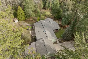 1240 Westmont Dr, Jacksonville, OR 97530 - Photo 40