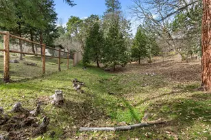 1240 Westmont Dr, Jacksonville, OR 97530 - Photo 38