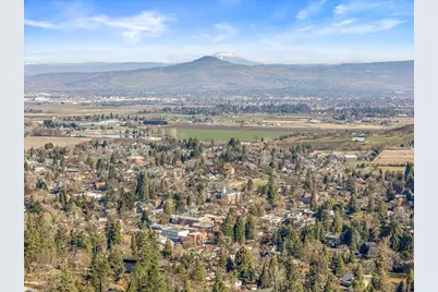 815 Gold Rush Way, Jacksonville, OR 97530 - Photo 72