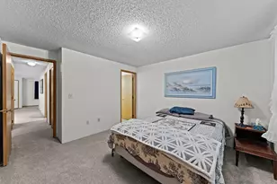 2101 Poplar Dr, Medford, OR 97504 - Photo 12