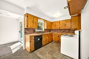 1441 Jasper St, Medford, OR 97501 - Photo 6