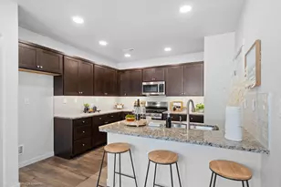 3458 NW 7th St, Redmond, OR 97756 - Photo 2