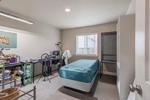 224 NW Monte Vis Ave, Madras, OR 97741 - Photo 16