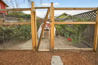 156 Van Ness Avenue, Ashland, OR 97520 - Photo 54