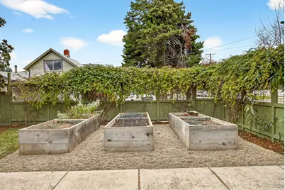 156 Van Ness Avenue, Ashland, OR 97520 - Photo 50