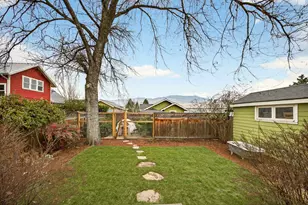 156 Van Ness Ave, Ashland, OR 97520 - Photo 56