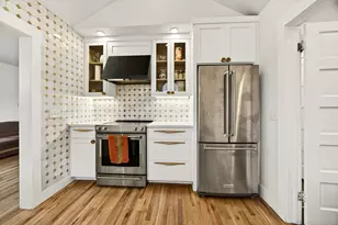 156 Van Ness Ave, Ashland, OR 97520 - Photo 74