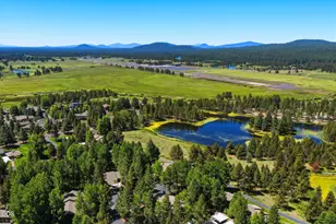 57335 Lake Aspen Ln, Sunriver, OR 97707 - Photo 46