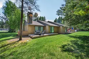 57335 Lake Aspen Ln, Sunriver, OR 97707 - Photo 38