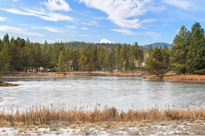 57335 Lake Aspen Lane #4, Sunriver, OR 97707 - Photo 2