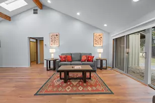57335 Lake Aspen Ln, Sunriver, OR 97707 - Photo 10