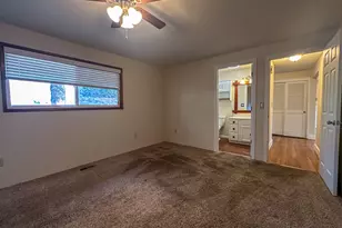 1422 Kimberly Dr, Klamath Falls, OR 97603 - Photo 22