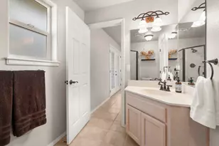 4935 Cherry Ln, Medford, OR 97504 - Photo 30