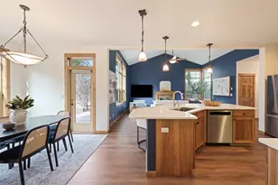 60813 Scotts Bluff Pl, Bend, OR 97702 - Photo 26