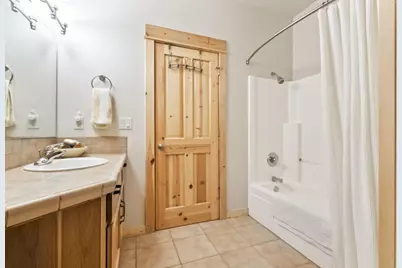 10175 Juniper Glen Circle, Redmond, OR 97756 - Photo 34