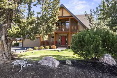 10175 Juniper Glen Circle, Redmond, OR 97756 - Photo 2