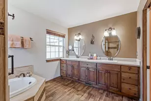69469 Carlton St, Sisters, OR 97759 - Photo 16