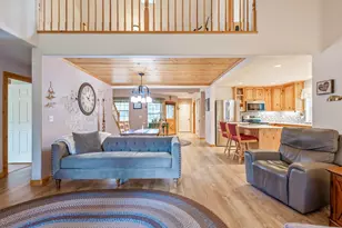 69469 Carlton St, Sisters, OR 97759 - Photo 8