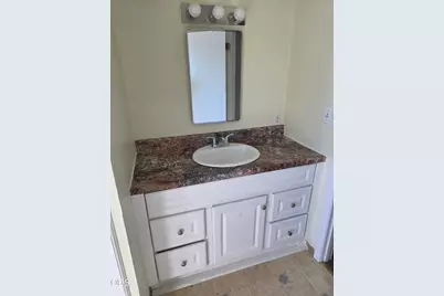 711 SW Burgess Street, Grants Pass, OR 97526 - Photo 12